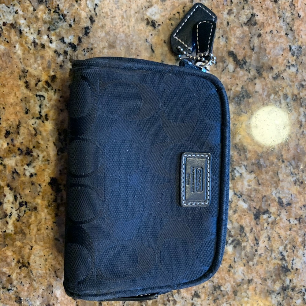 Cosmetic case